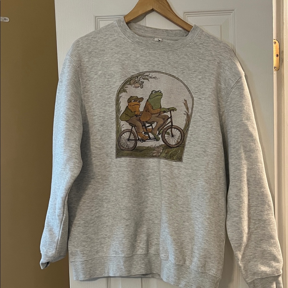 Frog and Toad unisex Cozy Gray Graphic Sweatshirt